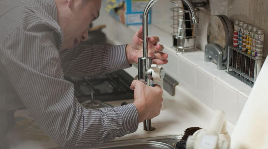 Professional sink repair in Lincoln, MA